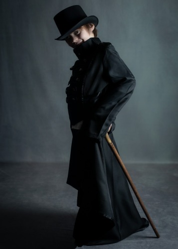 portrait enfant gothique chapeau haut de forme burlesque