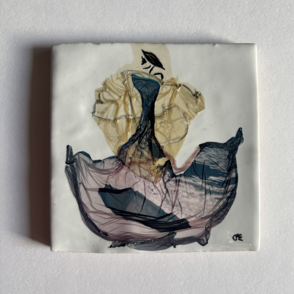 Flavie emulsion polaroid lift drole dames carrelage celine Pivoine eyes art majeur 